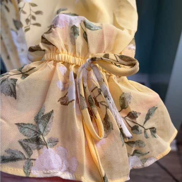 111. Suzy Shier Floral Yellow Ruffle Dress - Picture 3 of 7